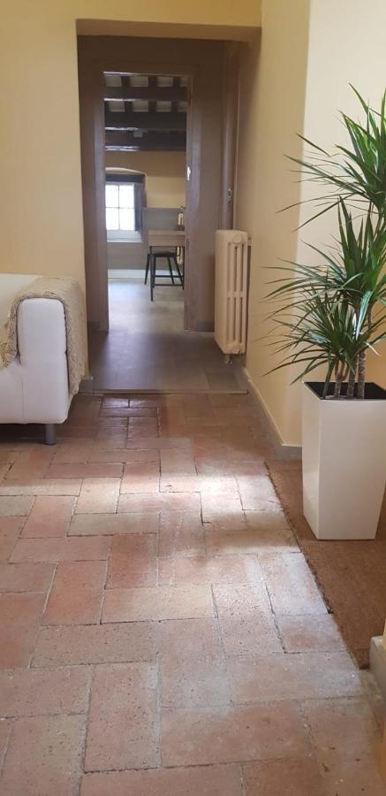 Cal Duran Bed & Breakfast Esparraguera ภายนอก รูปภาพ